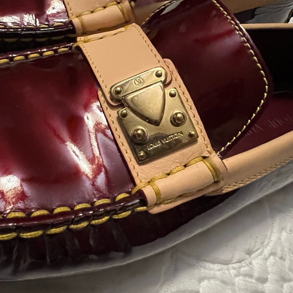 ♥️ Authentic Louis Vuitton Loafer patent shoes 37 - Picture 9 of 16